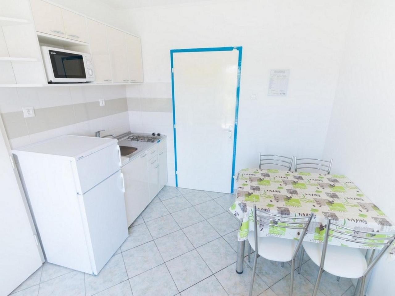 Apartment And Rooms Kristina 巴斯卡 外观 照片