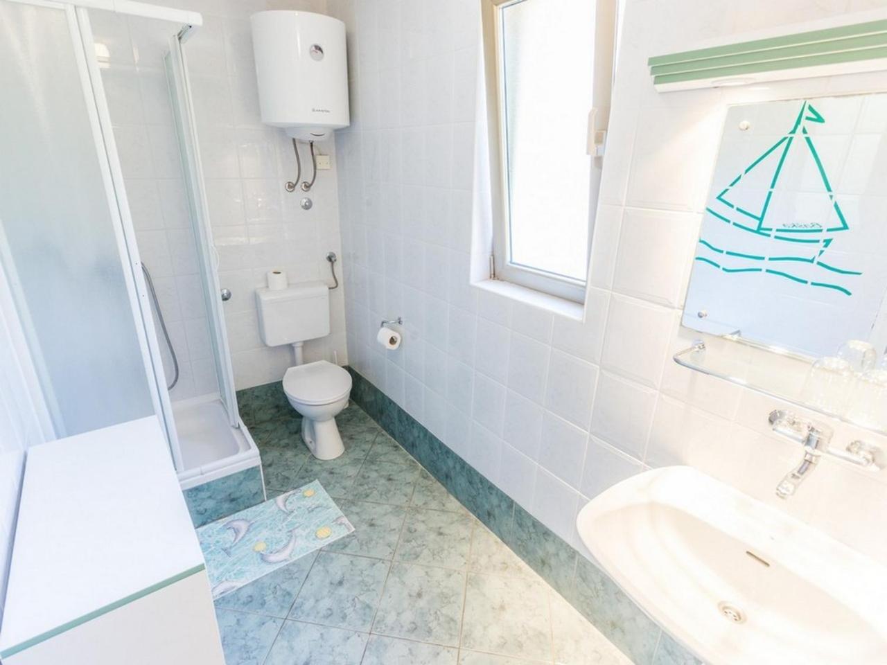 Apartment And Rooms Kristina 巴斯卡 外观 照片